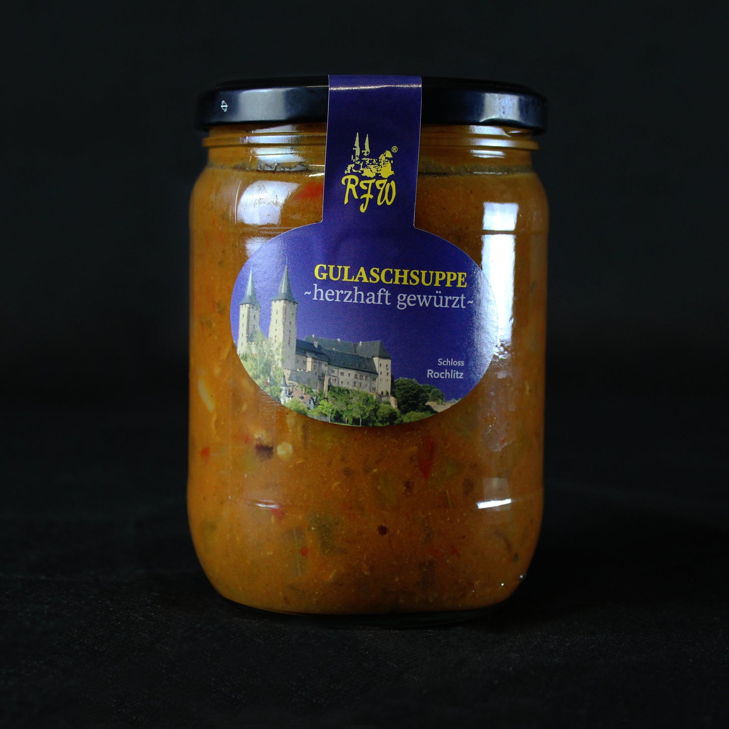 Hausgemachte Gulaschsuppe im Glas der RFW Rochlitz